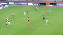 第44分钟广州富力球员金波射门 - 被扑