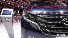 广汽传祺GM8：采用贯穿式凌云翼镀铬前格栅