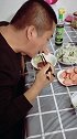 老公突然要吃韭菜水饺，我决定亲子给他包，第一口下去老公的表情亮了！