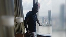 Rap King！ 博阿基耶遥望黄浦江秀魔性舞步