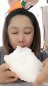我又来吃纯冰了，今天是用苏打水做的纯冰，超级好吃哦