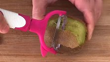 吃个猕猴桃就是要麻烦！这么奇葩的吃法，有人试过吗？