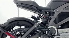 2020款哈雷戴维森电动车，外观像摩托车，喜欢吗？