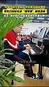 内蒙古一学校餐厅摆放钢琴 师生纷纷化身“钢琴家”随性演奏