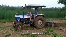 看看美国的犁地机，一小时能犁地105亩，这才是大型机械！