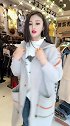 小姐姐商场内自拍，长相甜美可人，不管从什么角度看都很美！