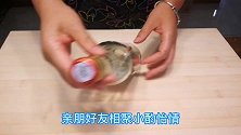 买酒时，不管贵贱，只要酒瓶子上有这“2”标志，全是纯粮食好酒