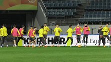 恒大做客韩国遭遇盘外招 球场“准时”关灯球员摸黑退场