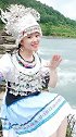 苗族姑娘唱首《桃花运》，十分肉麻，真好听
