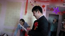 河北农村小伙结婚，正在给新娘读保证书，新娘子好富态