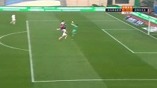 巴力反越位前插迎单刀良机 左脚挑射稍稍打高