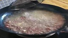 回到河南的婆家，婆婆给我炒了我最喜欢的花生！
