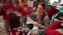 5胞胎姐妹互赠礼物，就看孩子们此时的反应，太逗了