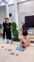 闺女不好好学习，打不得骂不得，只能用这个办法了，委屈儿子了！