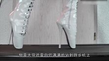 国外女子穿20厘米高跟鞋，在跑步机上跑步，真是作死