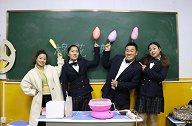 校园剧：老师做棉花糖给同学吃，没想到小楠分的最大，结局真逗