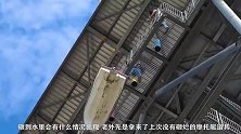 从45米高空扔100斤铁球！接触到水桶的瞬间，画面太精彩了