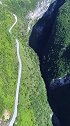 悬崖峭壁带你飞跃崇山峻岭