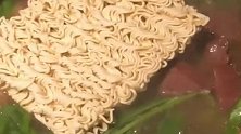 重庆正宗的打边炉羊汤，蘸着羊肉“三兄弟”，真是太美味了