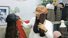 女生爱不释手的时尚单品，可拆卸假发帽，约会必备男友看呆！