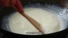 教你在家做炸鲜奶，外脆里嫩，做法超简单，放凉了都好吃