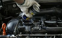 怎样判断发动机的性能好坏？修车工人教你看排气管，一招就行！