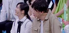 成龙经典电影模仿秀，这简直演出了喜剧效果！