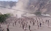 美两大盟友爆发内讧，在也门南部大打出手，伊朗终于迎来了机会