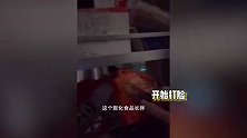 儿子搂董洁脖子撒娇，14岁顶顶猛长快1米8，颜值出众神似潘粤明