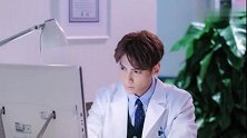 四位穿“医院白大褂”的样子，肖战“超暖”，看到千玺爱了