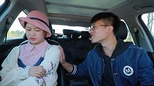 美女打车遇流氓司机，没想美女一个动作，吓得司机转头就跑