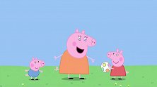 小猪佩奇：佩奇传球给乔治，可乔治却不能把球传过去