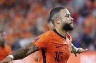 世预赛-荷兰4：0黑山 下半场15分钟连进3球