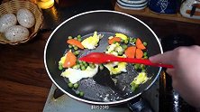 蛋炒饭怎么做好吃，简单又好吃的蛋炒饭，真的太香啦
