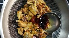 鸡腿新做法，教你做比黄焖鸡还好吃的鸡腿煲，学会可以开店了