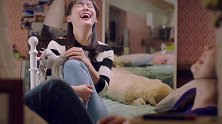 美女看上了小伙，万万没想到小伙正有此意，姐妹立马帮忙