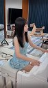 小姐姐人美，弹的钢琴曲也美，腿更美