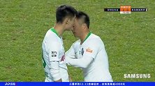 第76分钟深圳佳兆业球员塞尔纳斯黄牌