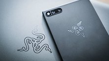 与索尼一样我行我素？雷蛇Razer Phone 2渲染图曝光