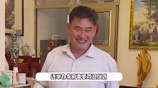 大衣哥朱之文喜抱孙子，挂红灯笼宴请村民，陈亚男被阴阳嘲讽