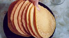 玉米面松饼：全程手不沾面，比蛋糕还松软好吃，少油更健康