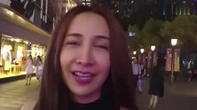 43岁大妈整容变成“美少女” 嫁给了21岁的小鲜肉为妻