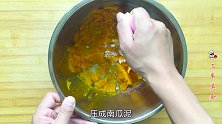 这样做南瓜饼，晶莹剔透，软糯香甜，一次8个不够吃