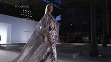 2020欧美大牌最新时装秀，模特性感时尚迷人，长裙优雅-14