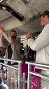 太有活了！德国7-1库拉索，穆勒与克洛普开心庆祝