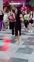 陕西马瑞姐跳广场舞，穿高跟鞋的女人就是美啊