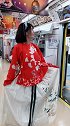 日本旅游偶遇穿汉服的姑娘，不只人长得好看跳舞也很棒，喜欢吗