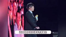 阿信演唱会啃着煎饼上台，主打一个松弛感，和白敬亭合唱梦幻联动
