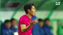 李刚仁故意撞翻对手染黄 马宁果断出示黄牌
