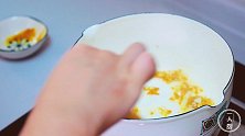 教你自己在家做番茄肥牛面，做法简单，鲜美开胃，比饭店的更好吃